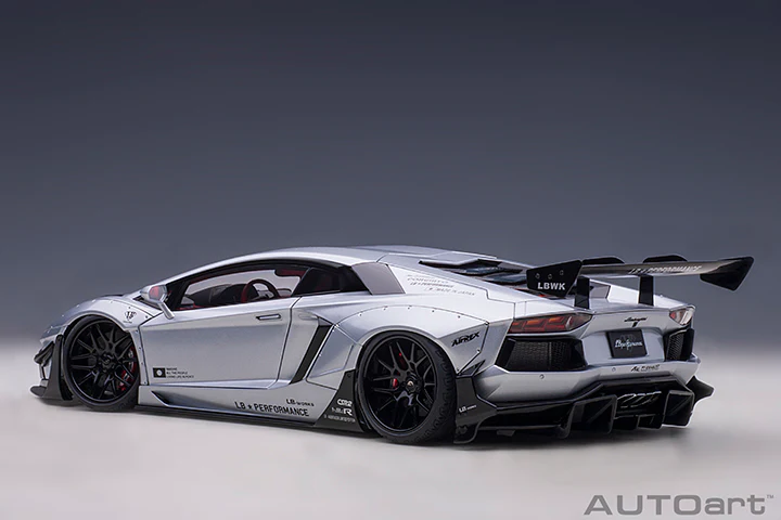AUTOart 1:18 Liberty Walk Lamborghini Aventador Limited Edition in Matte Metallic Silver - Image 3
