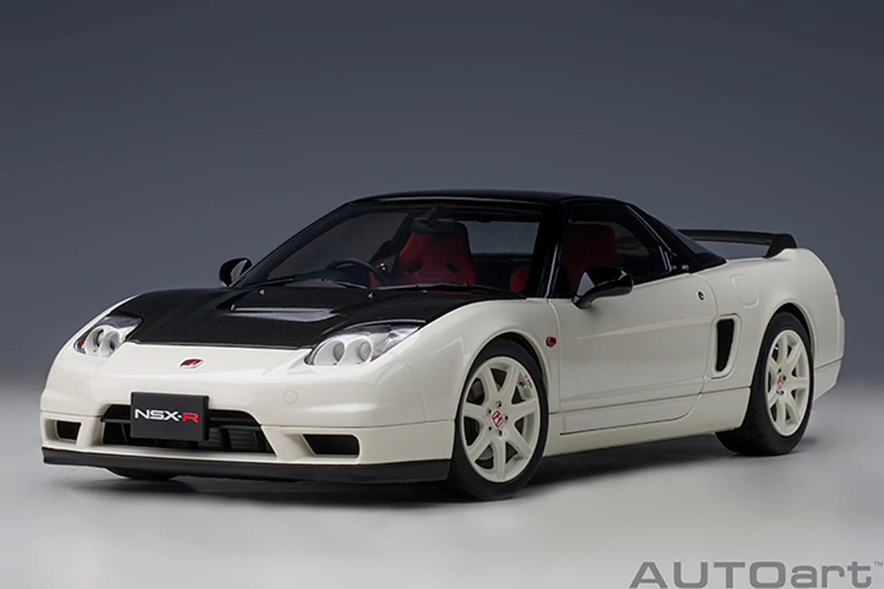 AUTOart 1:18 Honda NSX-R (NA2) with Carbon Fiber Hood in Championship White - Image 2