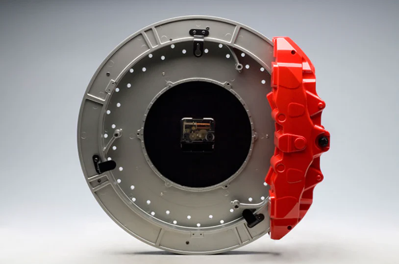 AUTOart Racing Brake Disc Clock 8-Pot Caliper - Image 3