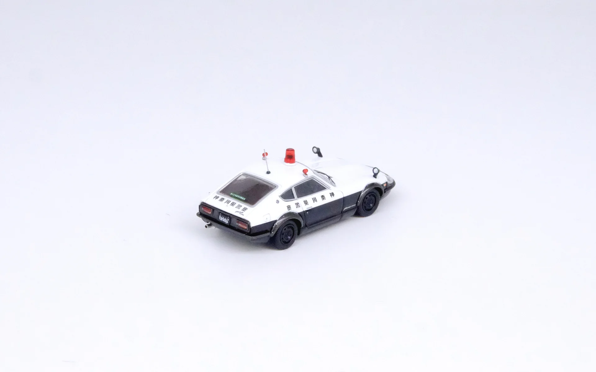 INNO64 1/64 Nissan Fairlady 240ZG (HS30) Japanese Police Car - Image 2