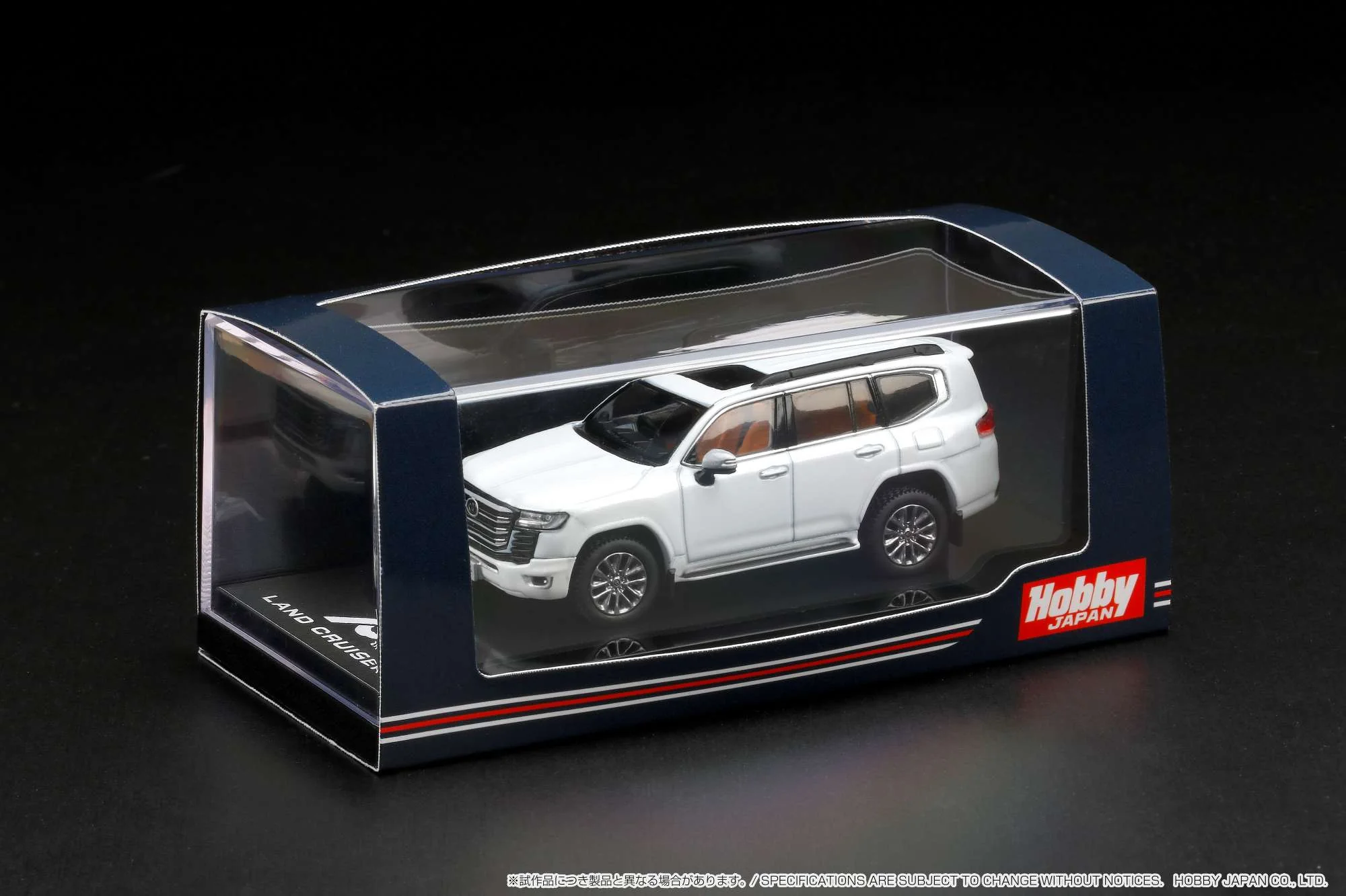 Hobby Japan 1:64 Toyota Land Cruiser (JA300W) ZX in Pearl White - Image 3