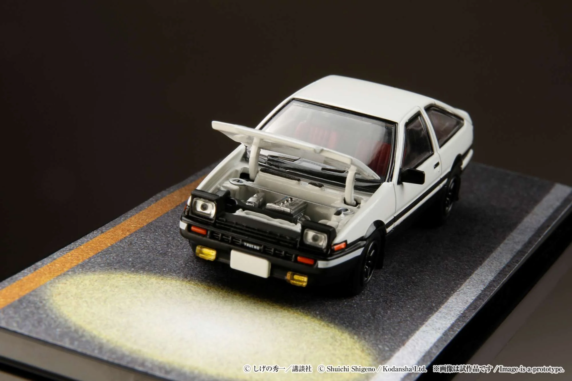 Hobby Japan 1:64 Toyota Sprinter Trueno (AE86) Initial D with Keisuke Takahashi - Image 12