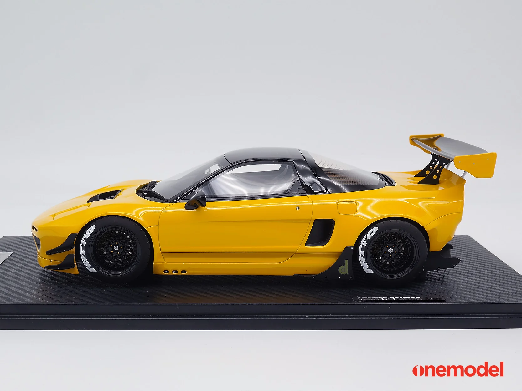 One Model 1:18 Honda NSX NA1 GT Rocket Bunny Yellow - Image 3
