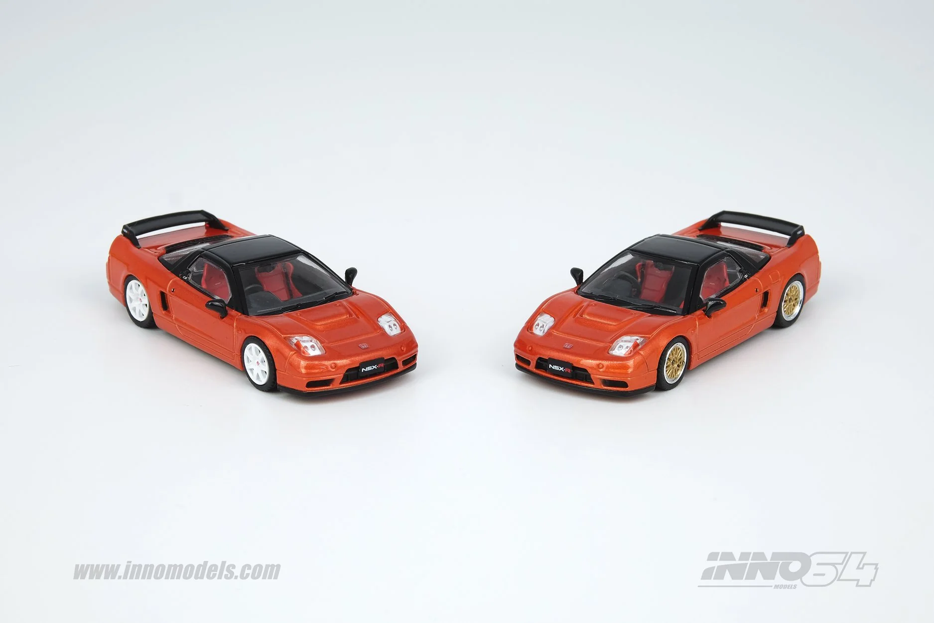 INNO Models 1:64 Honda NSX-R NA2 Imola Orange Pearl - Image 3