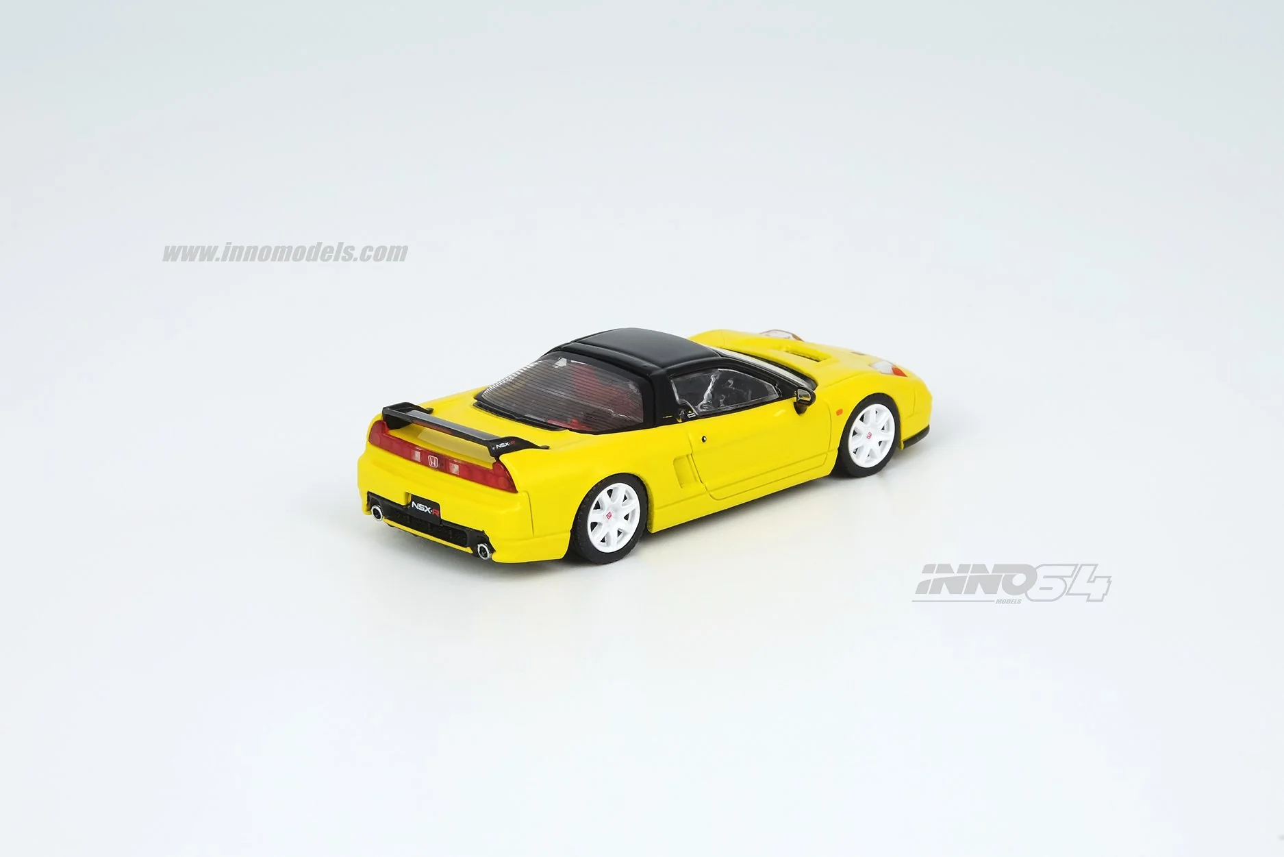 INNO Models 1:64 Honda NSX-R NA2 Rio Yellow Pearl - Image 2