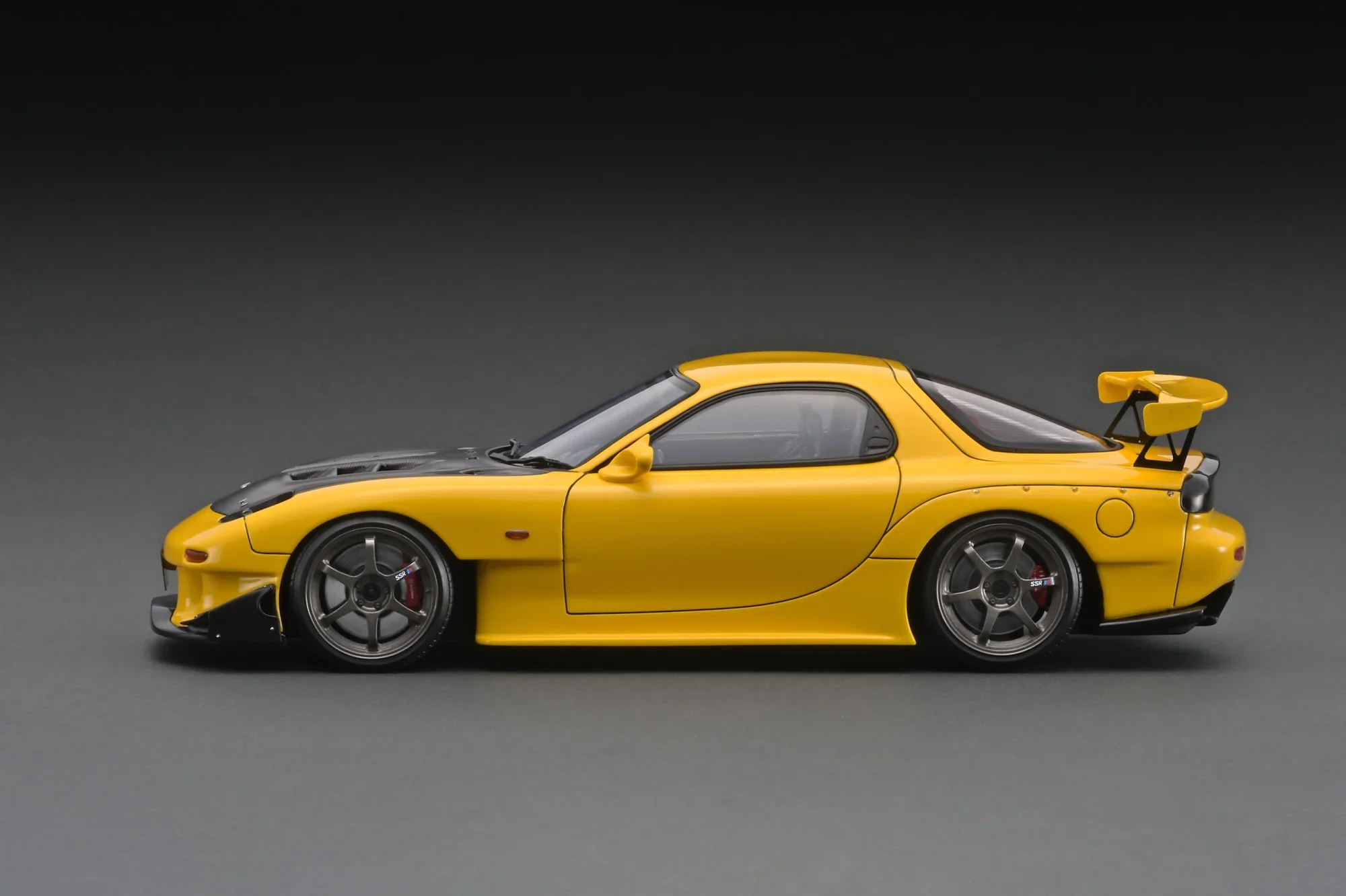 Ignition Model 1:18 Mazda RX-7 (FD3S) RE-Amemiya in Yellow - Image 2