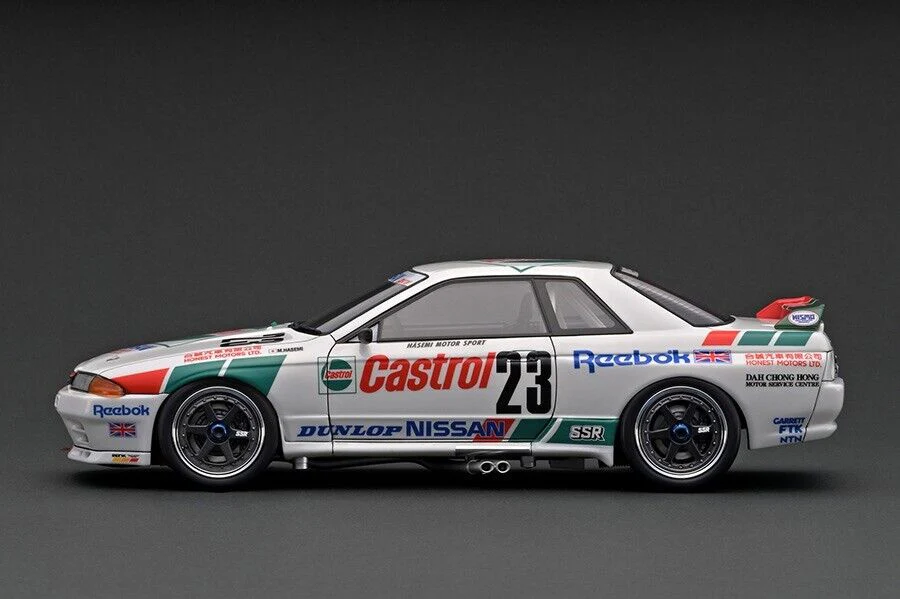 Ignition Model 1:18 Nissan Skyline GT-R (BNR32) CASTROL (#23) 1990 Macau with Engine - Image 3