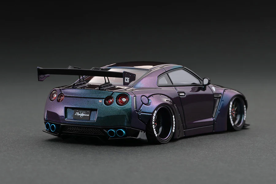 Ignition Model 1:43 Nissan GT-R (R35) LB-WORKS in Color Changing (Purple / Green) - Image 2