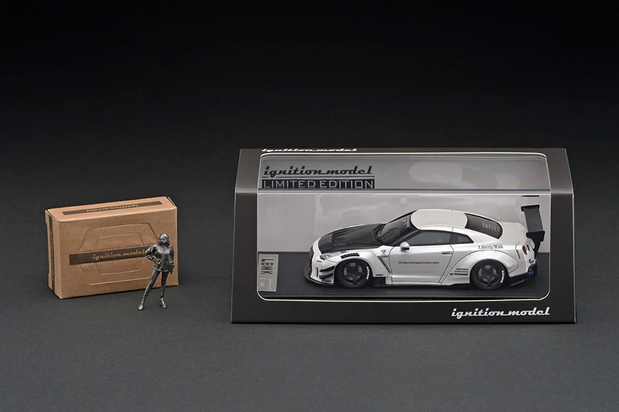 Ignition Model 1:43 Nissan GT-R (R35) LB-WORKS Type 2 in White with Ms. Chisaki Kato Figure - Image 6