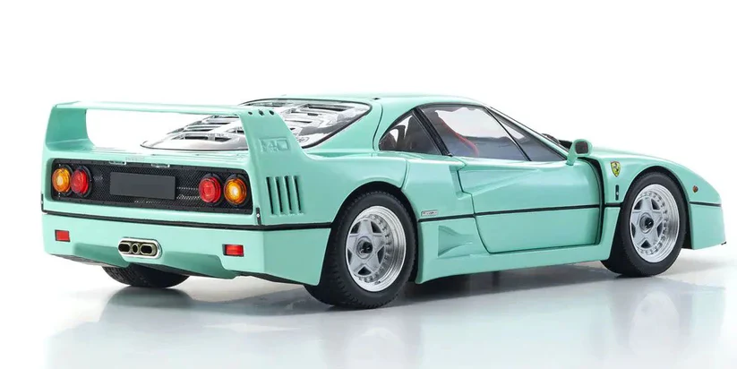 Kyosho 1:18 Ferrari F40 1987 in Mint Green - Image 3