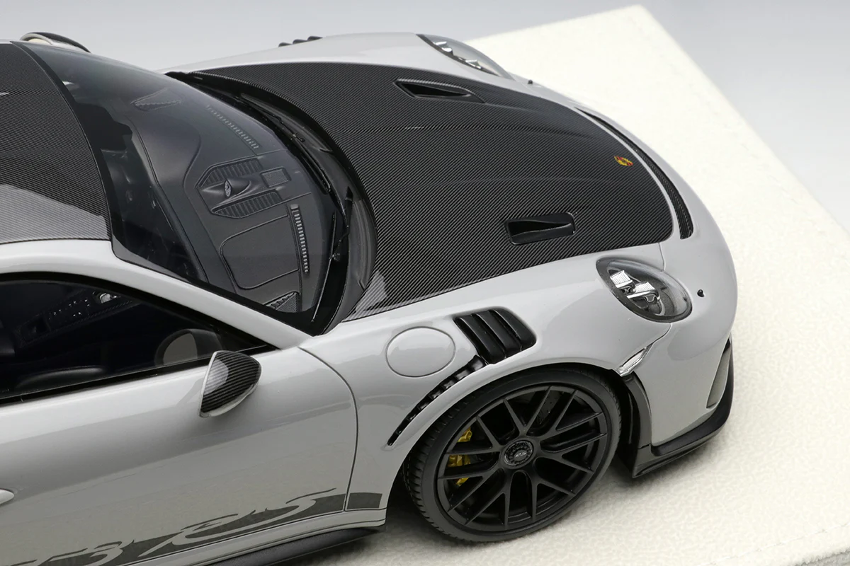 Make Up Co., Ltd / Eidolon 1:18 Porsche 911 (991.2) GT3 RS Weissach Package 2018 in Chalk - Image 3
