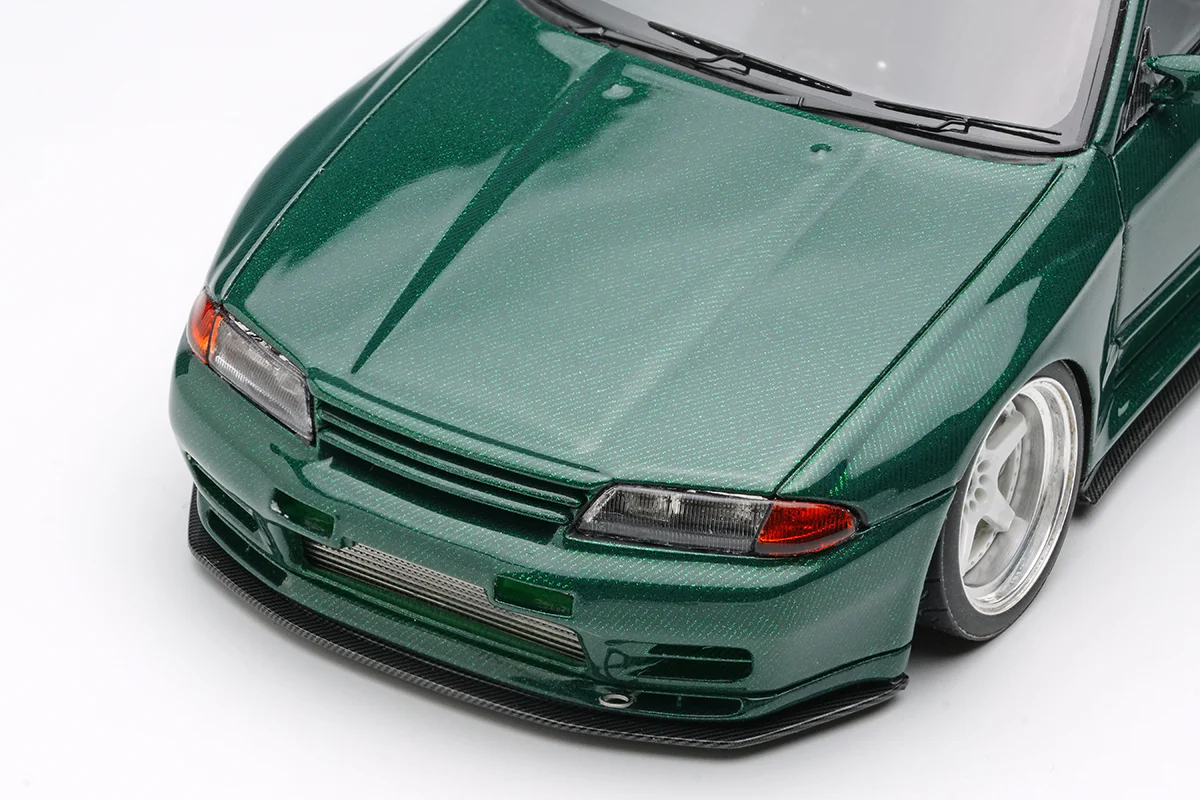 *PREORDER* Make Up Co., Ltd / Eidolon 1:43 Nissan Skyline GT-R (BNR32) Garage Active Skyline GT-R Wide Body Carbon-R No.9 - Image 3