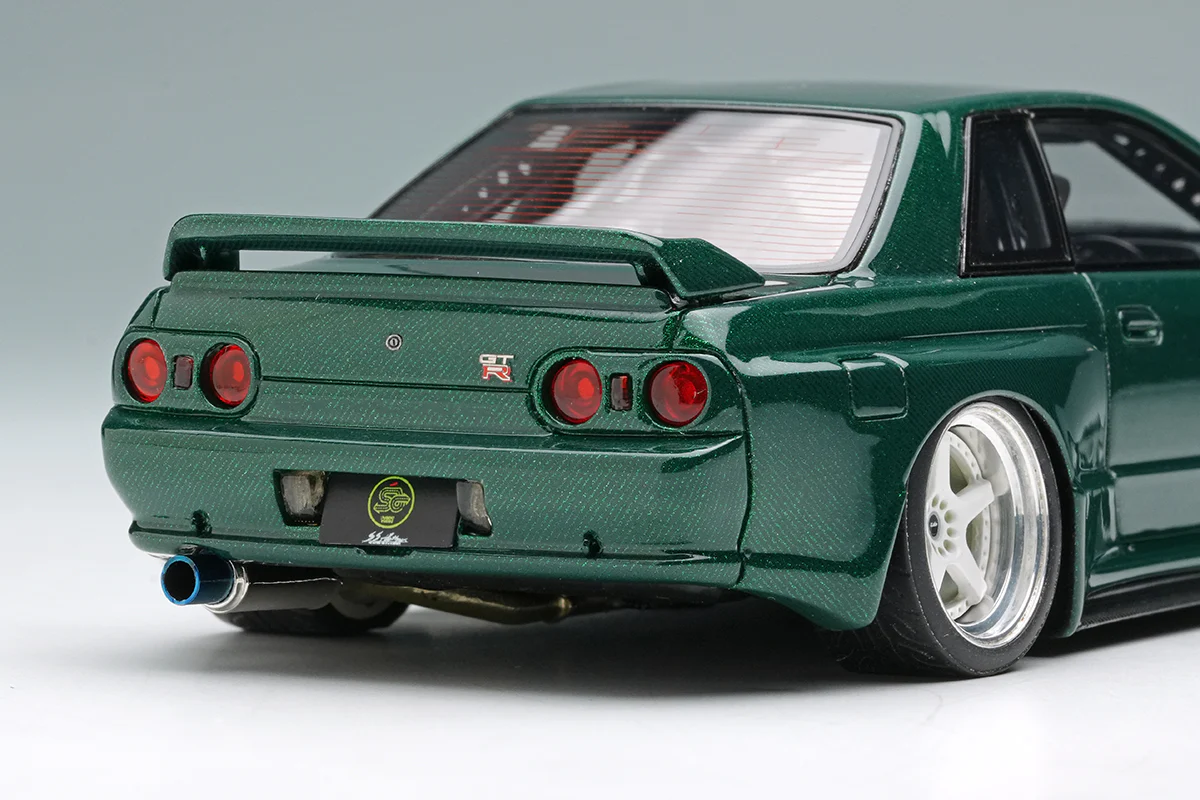 *PREORDER* Make Up Co., Ltd / Eidolon 1:43 Nissan Skyline GT-R (BNR32) Garage Active Skyline GT-R Wide Body Carbon-R No.9 - Image 8