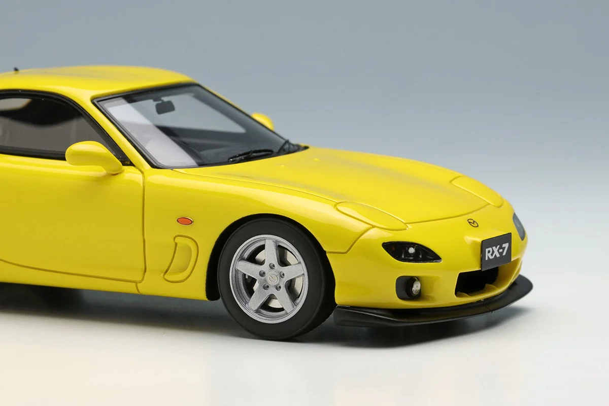 Make Up Co., Ltd. / Vision 1:43 Mazda RX-7 (FD3S) Type R Bathurst R 2001 in Sunburst Yellow - Image 3