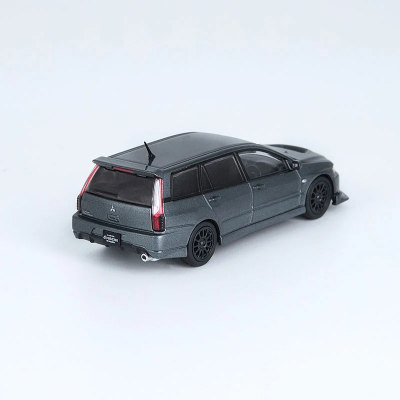 INNO Models 1:64 Mitsubishi Lancer EVO IX Wagon Medium Purplish Gray Mica with Extra Wheels - Image 2
