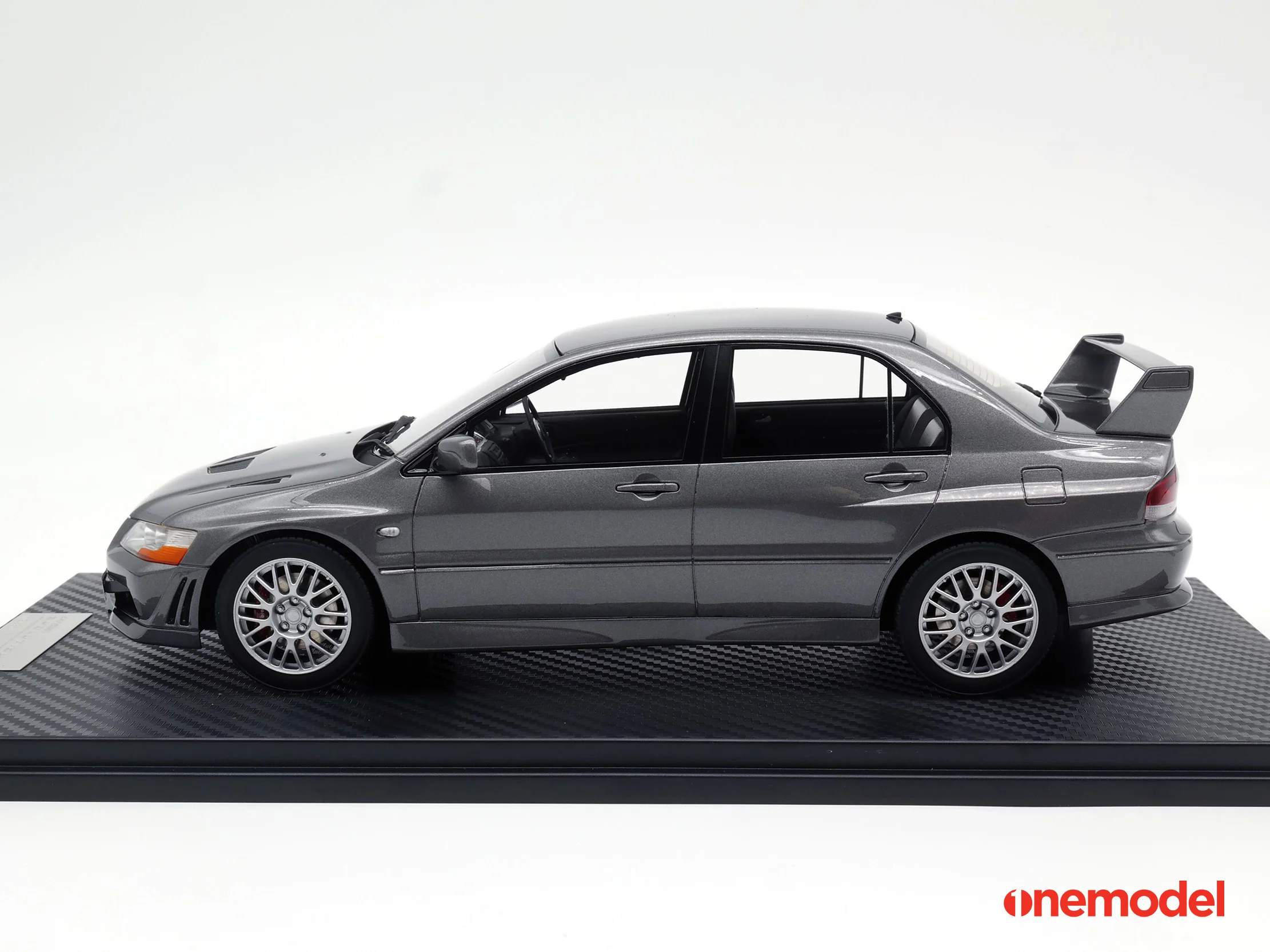 Mitsubishi Lancer EVO VII Charcoal Gray - Image 2