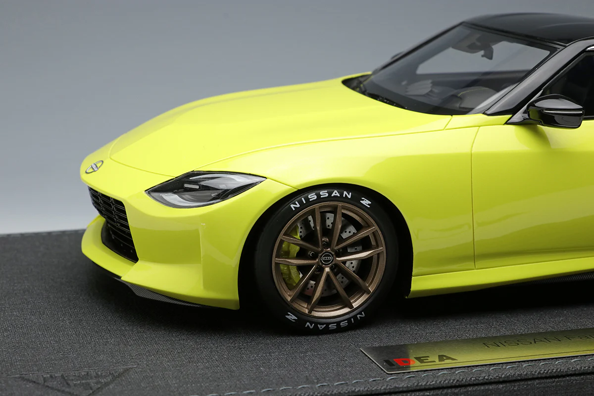 Make Up Co., Ltd / IDEA 1:18 Nissan Fairlady Z Prototype 2020 in Ikazuchi Yellow - Image 5