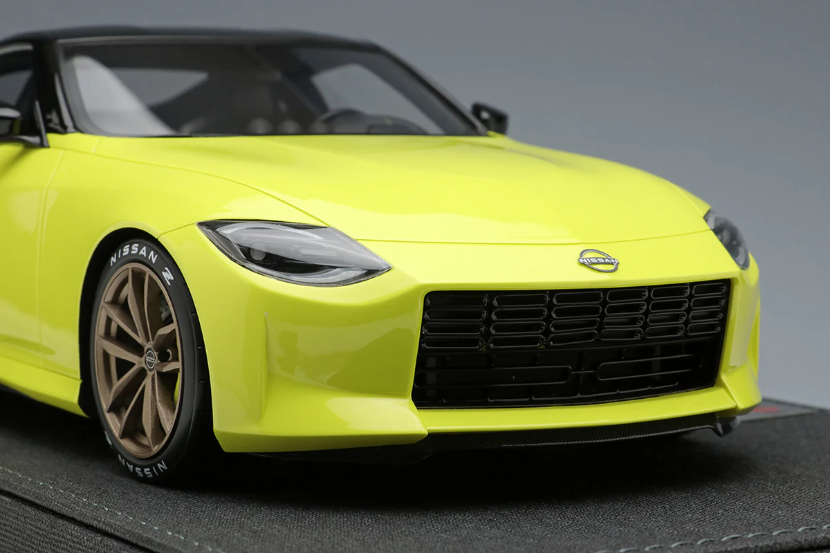 Make Up Co., Ltd / IDEA 1:18 Nissan Fairlady Z Prototype 2020 in Ikazuchi Yellow - Image 7