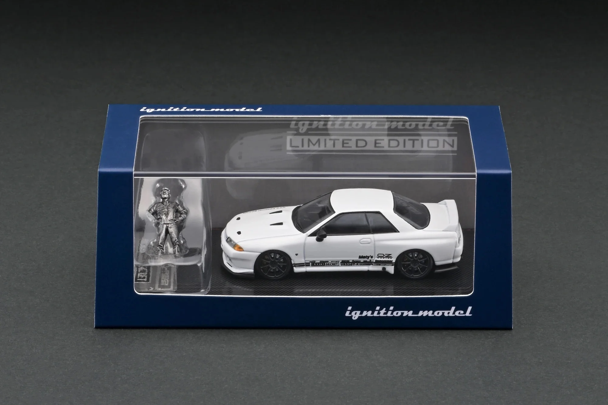 Ignition Model 1:64 Nissan Skyline GT-R (VR32) TOP SECRET in White with Smokey Nagata Figure - Image 3