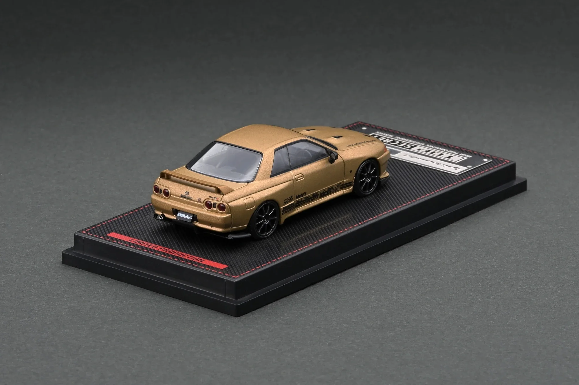 Ignition Model 1:64 Nissan Skyline GT-R (VR32) TOP SECRET in Matte Gold - Image 2