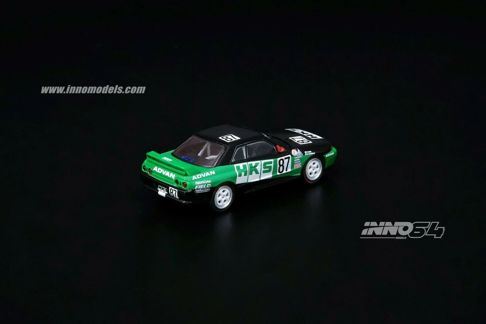 INNO Models 1:64 Nissan Skyline GTR R32 #87 HKS JTC 1992 - Image 2