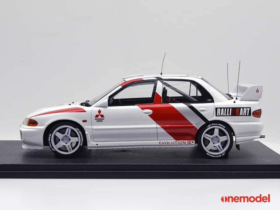 One Model 1:18 Mitsubishi Lancer EVO III WRC Racing Version 2 - Image 2