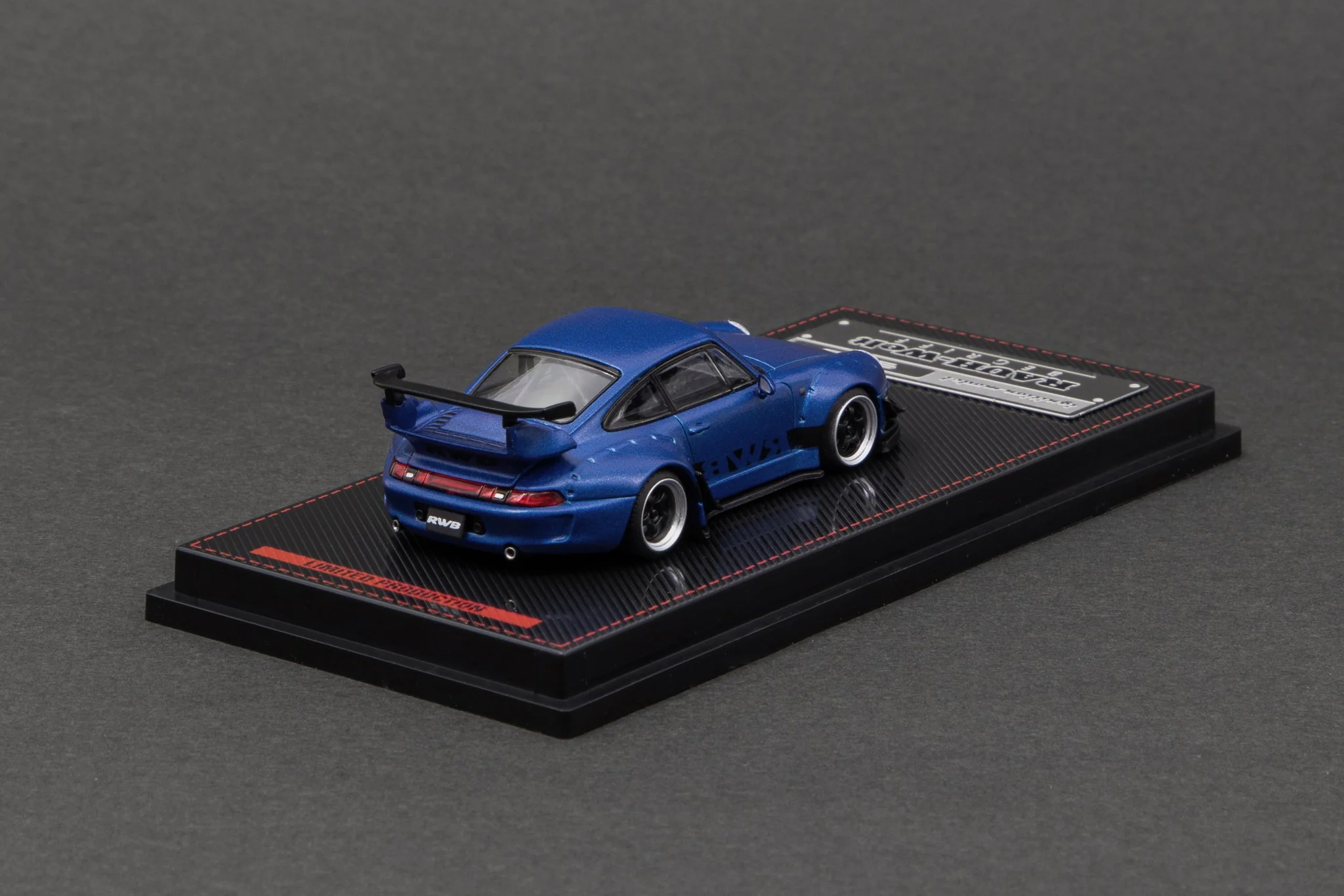 Ignition Model 1:64 Porsche 993 RWB in Blue Metallic - Image 2