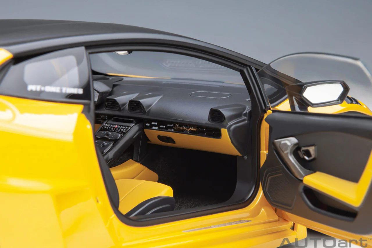 AUTOart 1:18 Lamborghini Huracan GT LBWK Silhouette Works in Metallic Yellow - Image 5