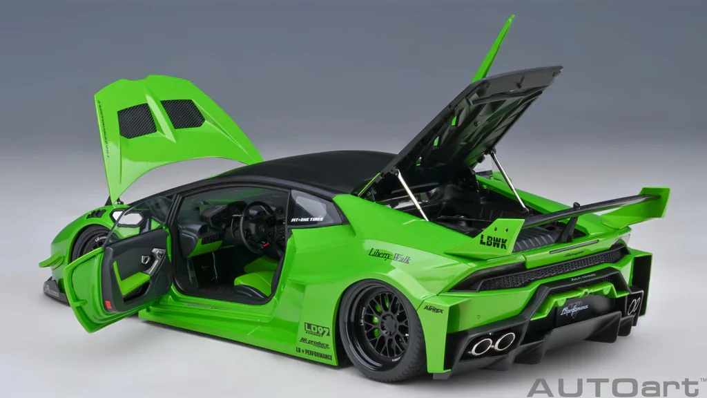 AUTOart 1:18 Lamborghini Huracan GT LBWK Silhouette Works in Pearl Green - Image 7