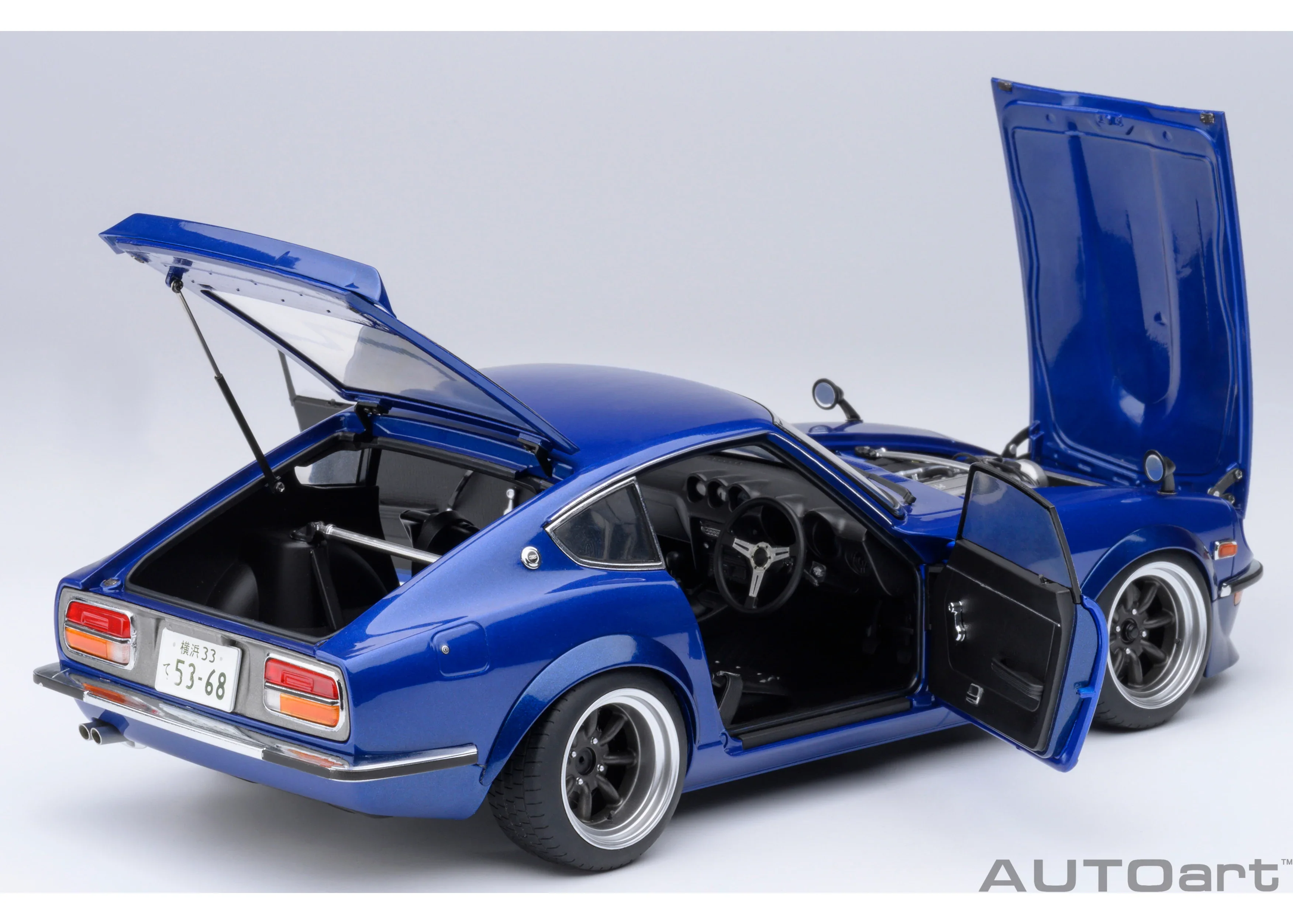 AUTOart 1:18 Nissan Fairlady Z Wangan Midnight Akuma no Z, Comic #1 Verison - Image 7