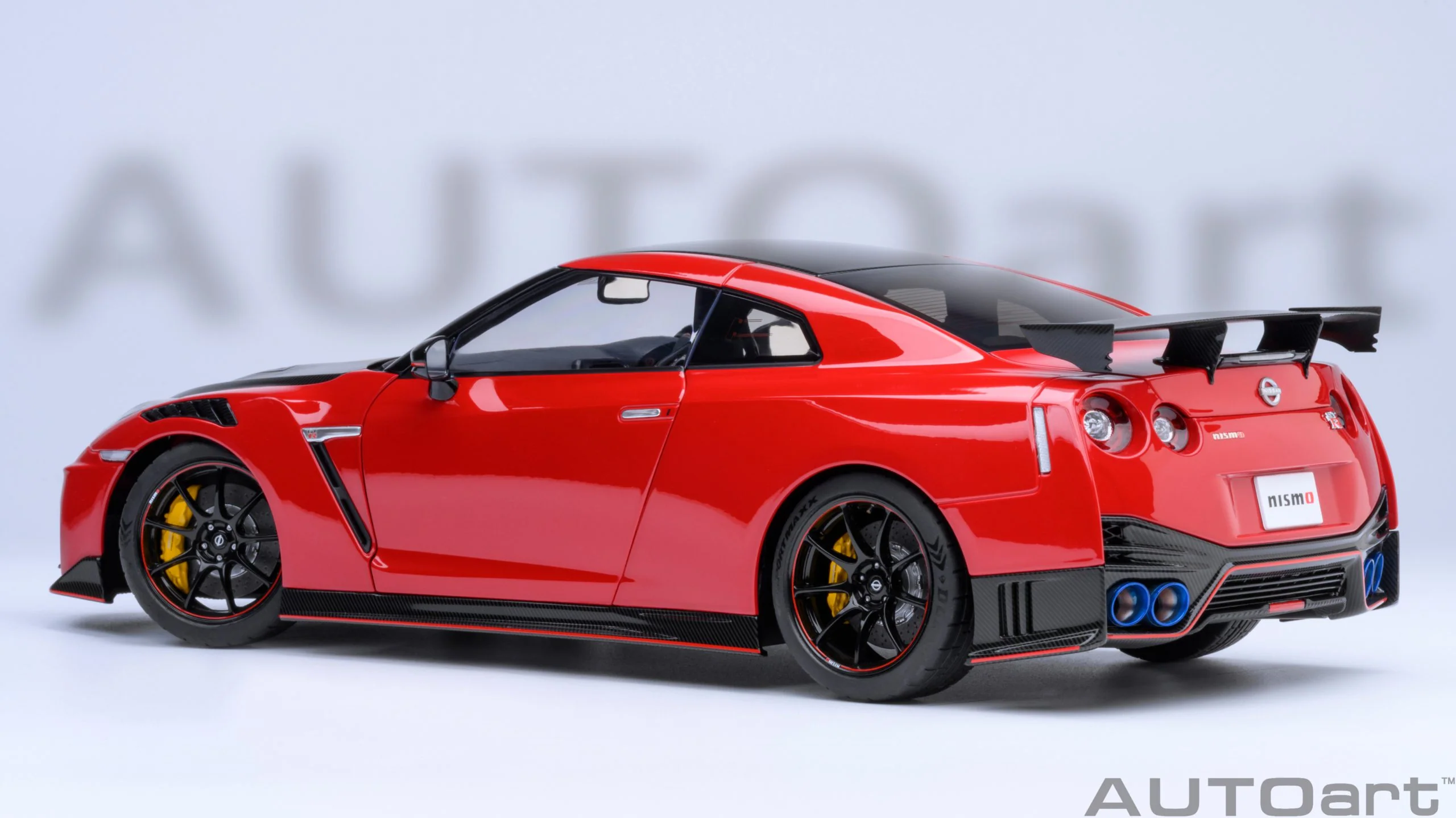 AUTOart 1:18 Nissan GT-R (R35) NISMO 2022 Special Edition in Vibrant Red - Image 3