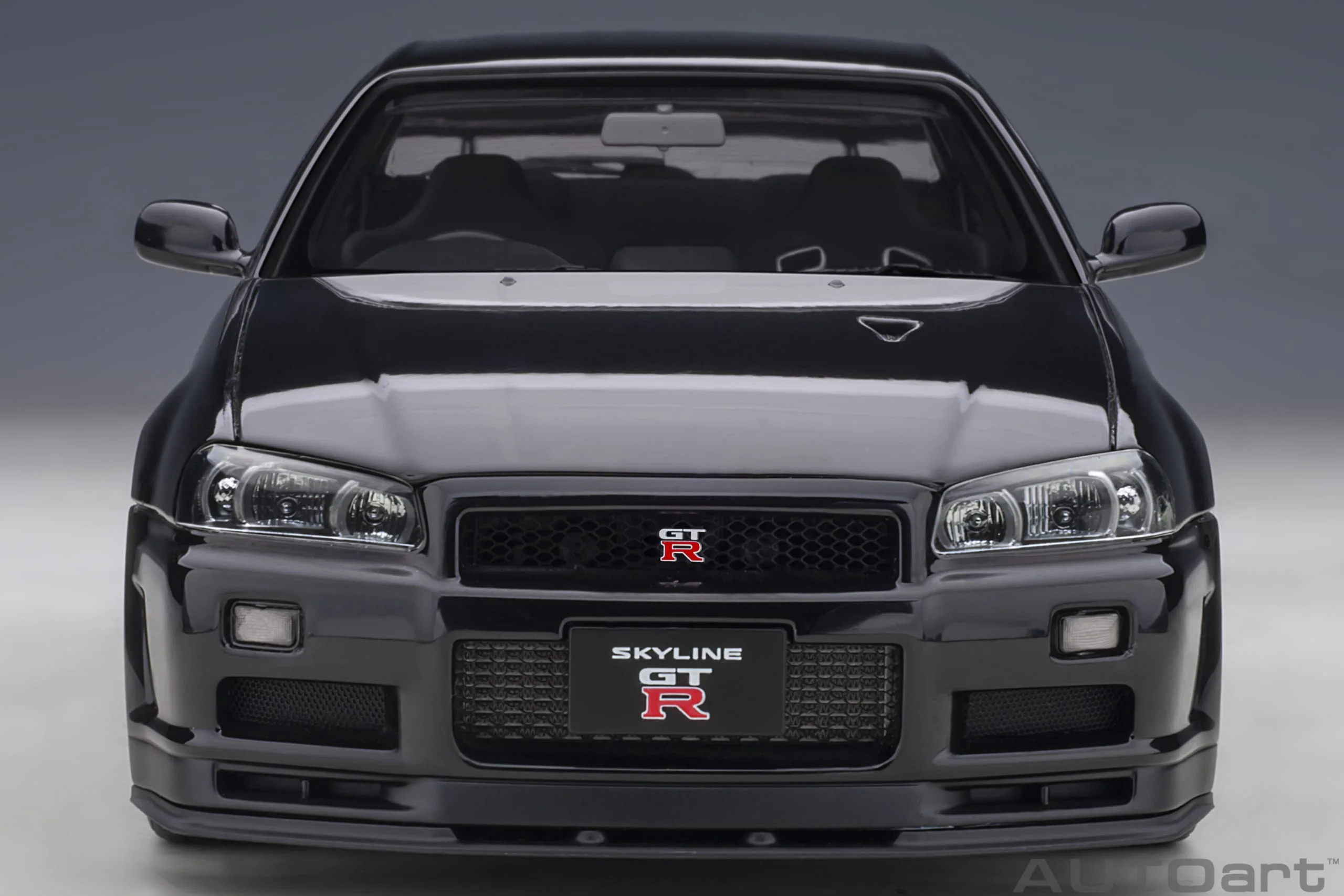 AUTOart 1:18 Nissan Skyline GT-R (R34) V-Spec II in Black Pearl - Image 5