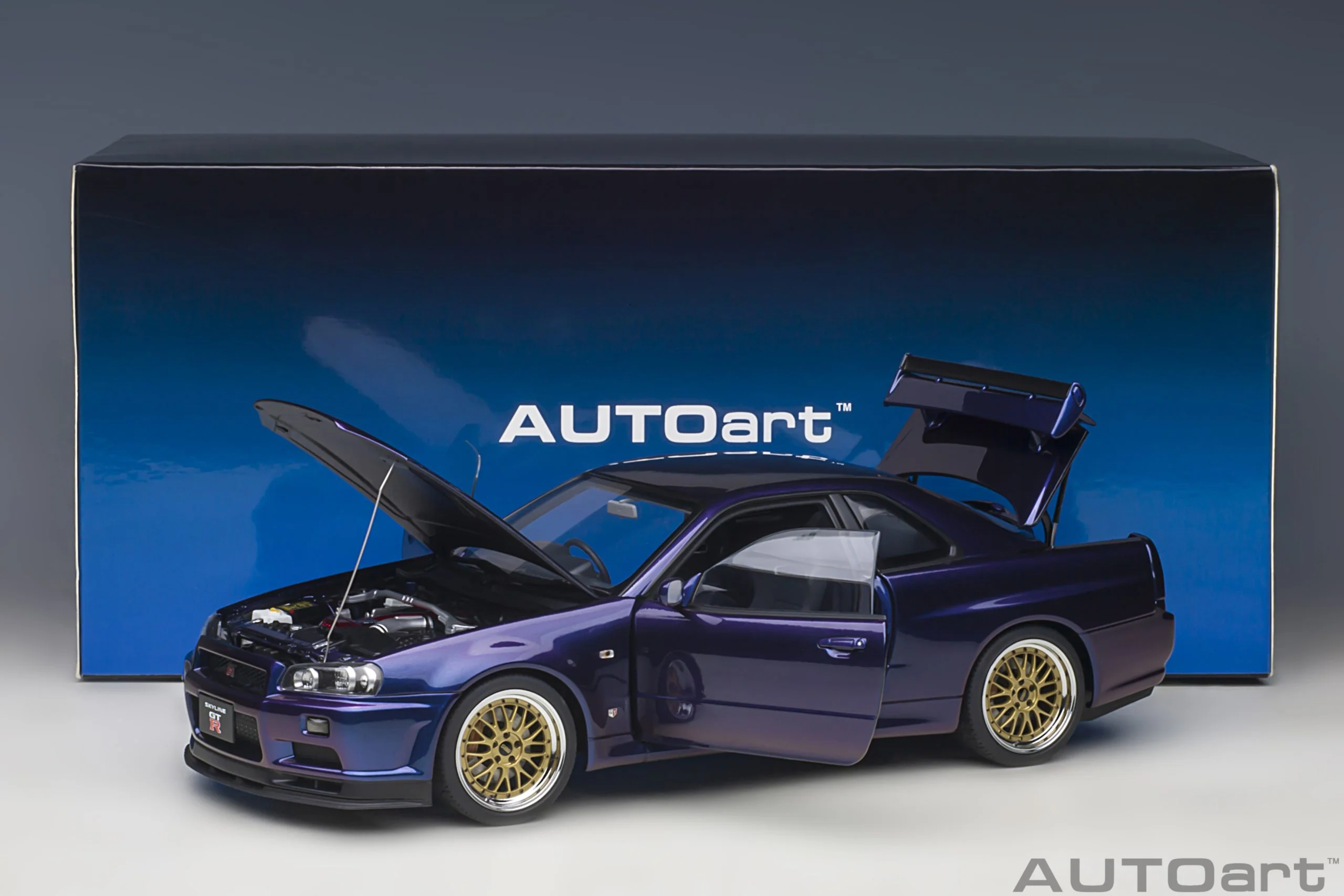 AUTOart 1:18 Nissan Skyline GT-R (R34) V-Spec II in Midnight Purple III with BBS LM Wheels - Image 9