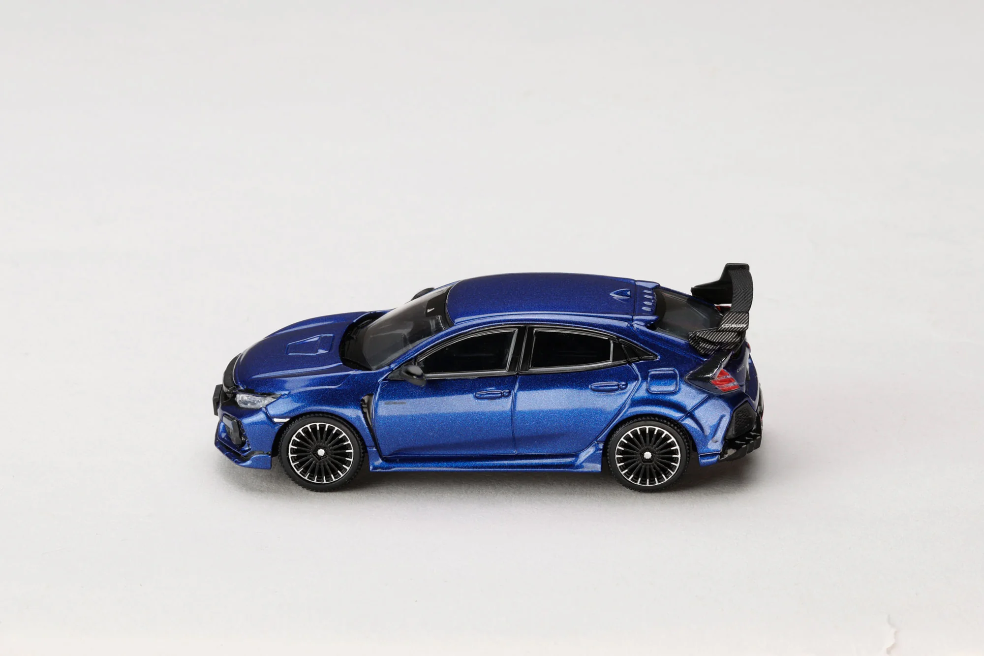 *PREORDER* Hobby Japan 1:64 Honda Civic Type-R (FK8) MUGEN in Racing Blue Pearl - Image 3