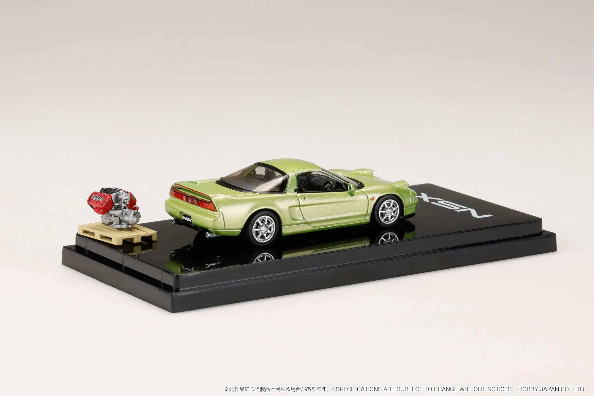 Hobby Japan 1:64 Honda NSX Coupe with Engine Display Model in Lime Green Metallic - Image 2