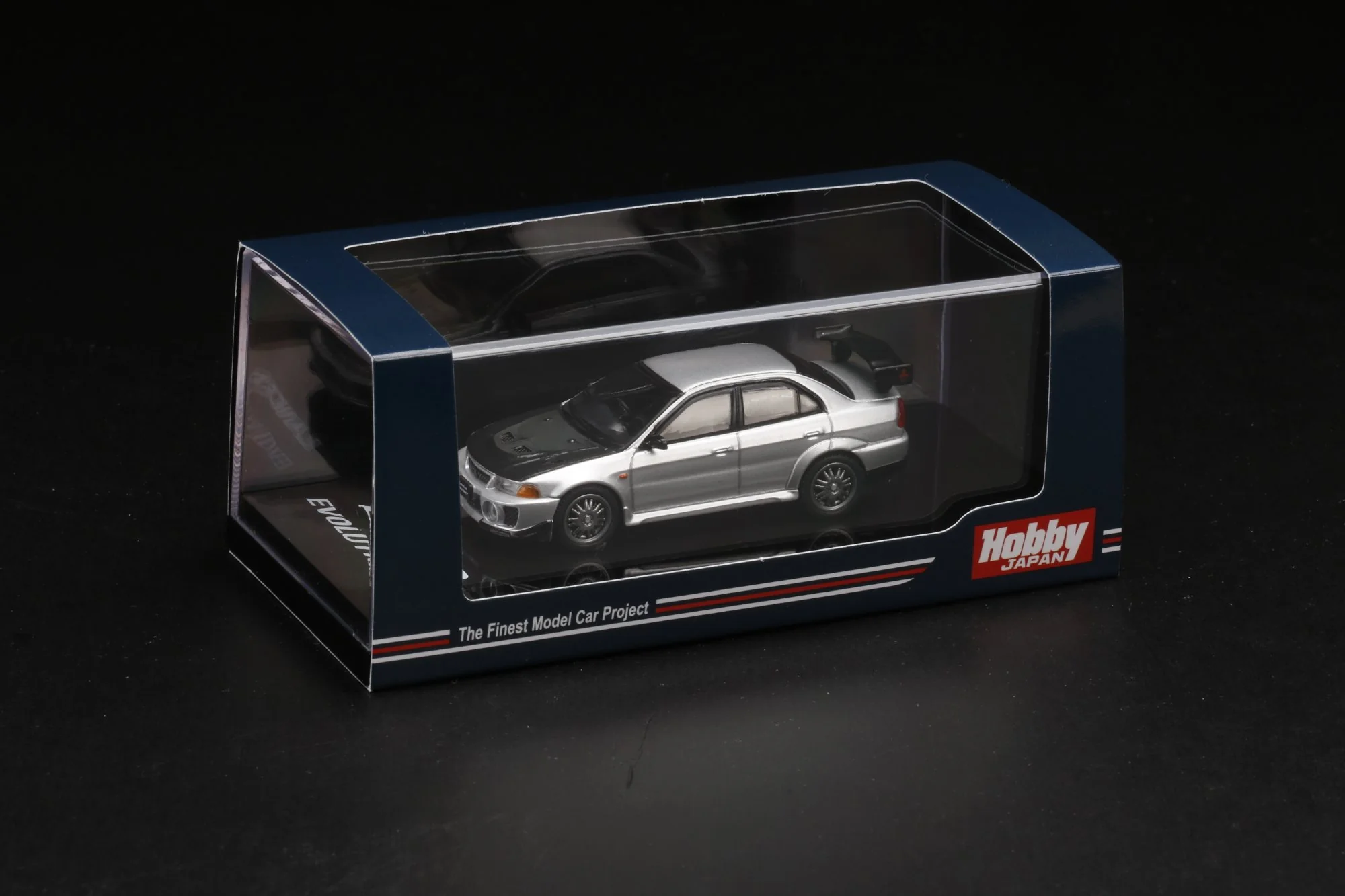 Hobby Japan 1:64 Mitsubishi Lancer GSR Evolution 5 (CP9A) 1998 Customized Version in Silver - Image 3