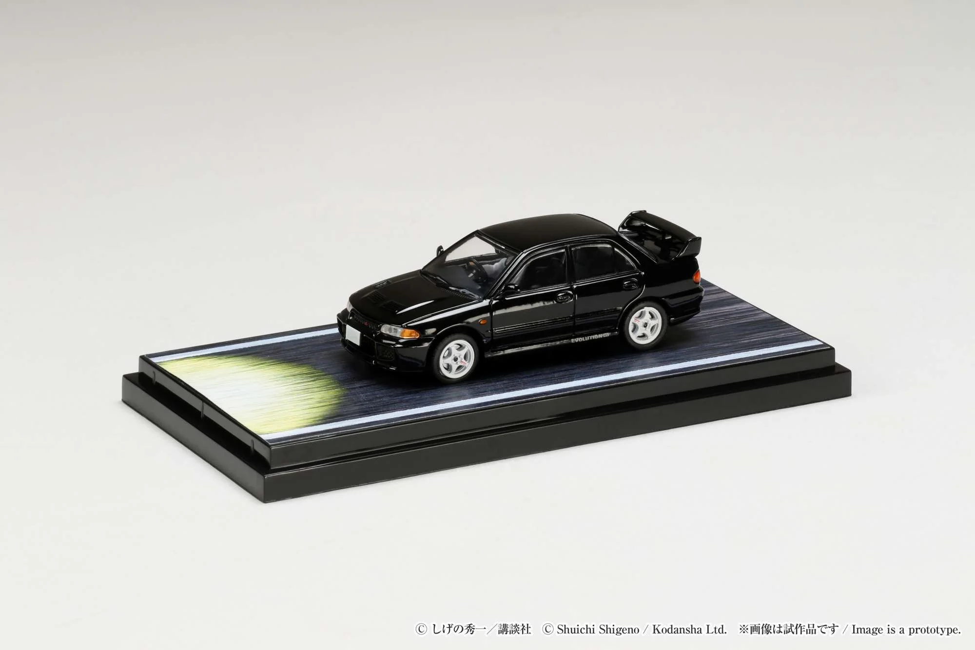 Hobby Japan 1:64 Mitsubishi Lancer RS Evolution Ⅲ / Initial D VS Ryosuke Takahashi with Kyoichi Sudo Figure - Image 4