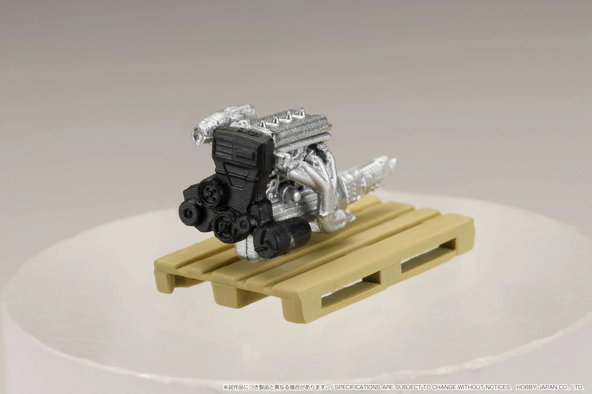 Hobby Japan 1:64 Toyota Sprinter Trueno GTV (AE86) in Red with Engine Display Model - Image 3