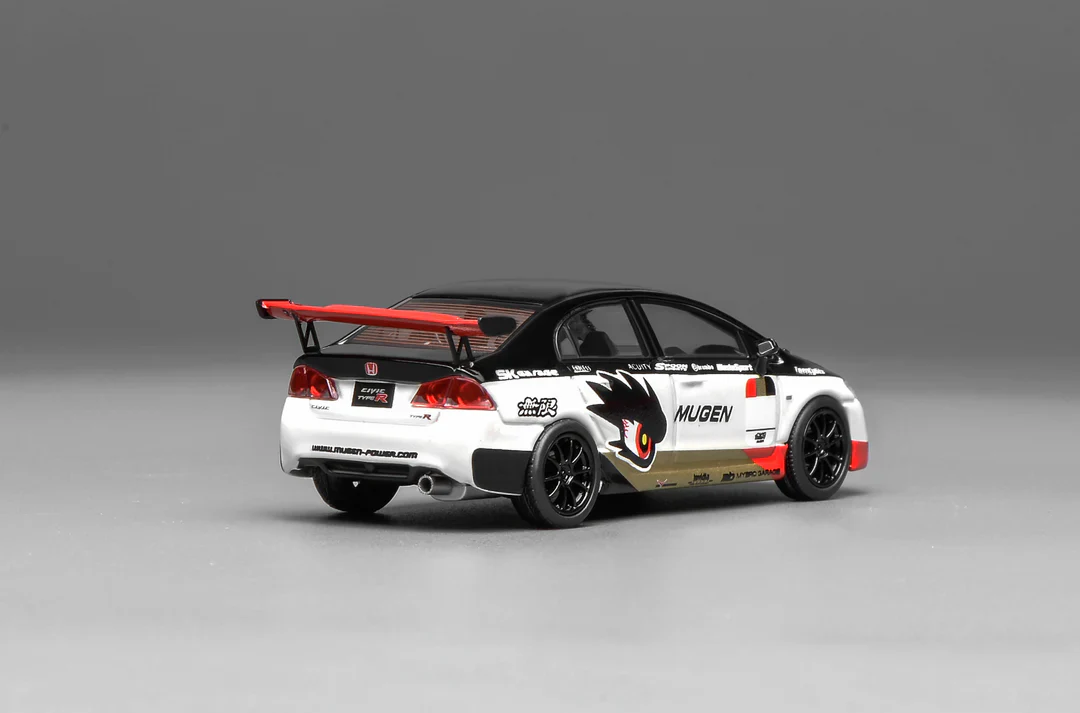 MotorHelix 1:64 Honda Civic Type R (FD2) Mugen Livery White - Image 3