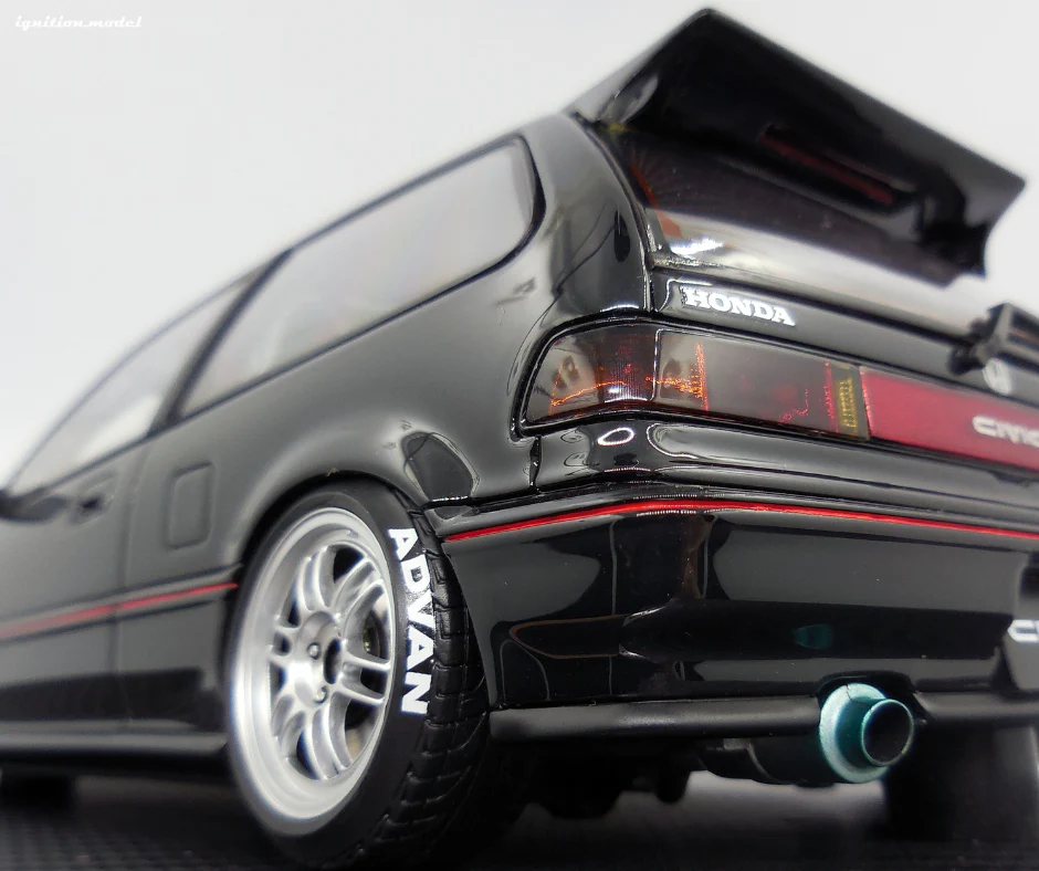 Ignition Model 1:18 Honda Civic (EF9) in Black - Image 4