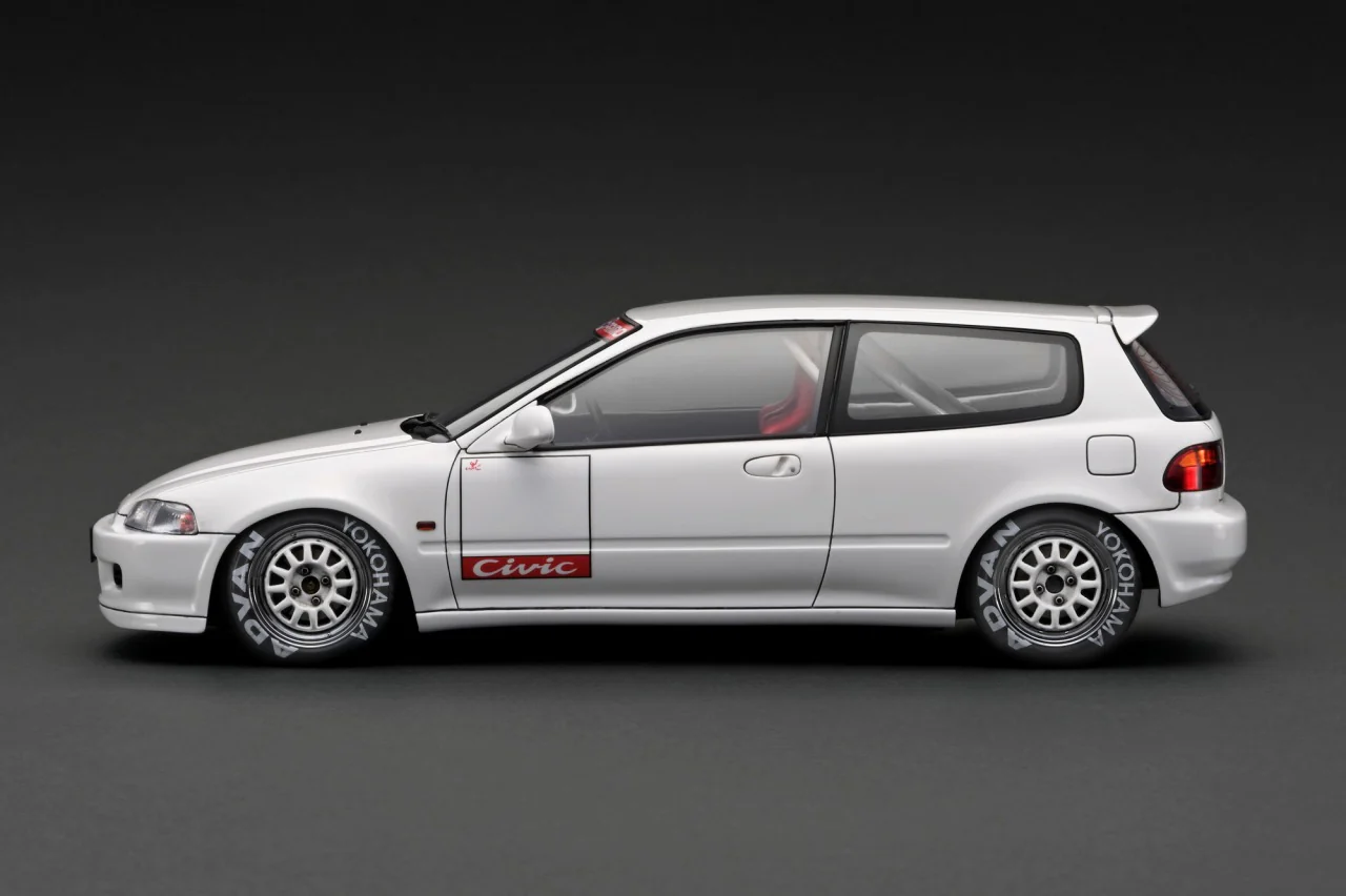 Ignition Model 1:18 Honda Civic (EG6) in White - Image 2