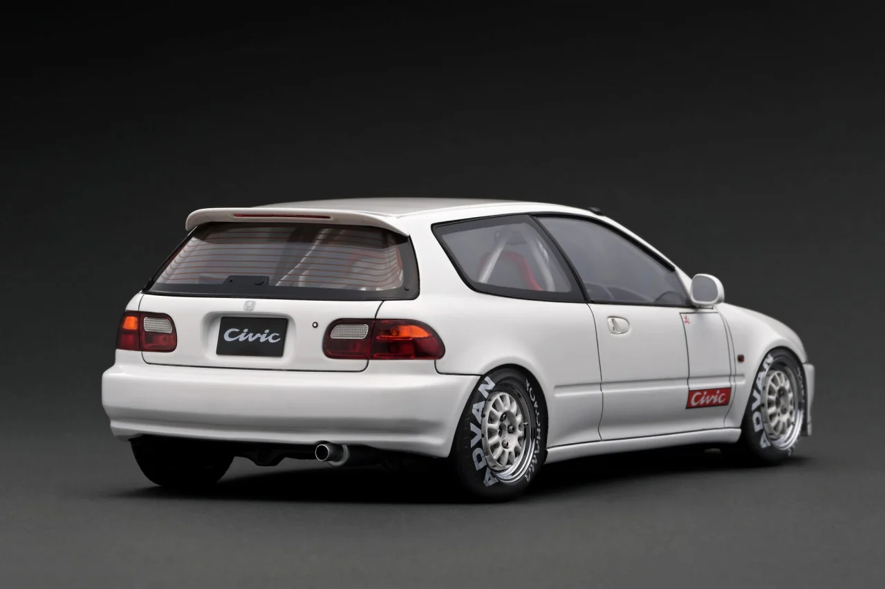 Ignition Model 1:18 Honda Civic (EG6) in White - Image 3