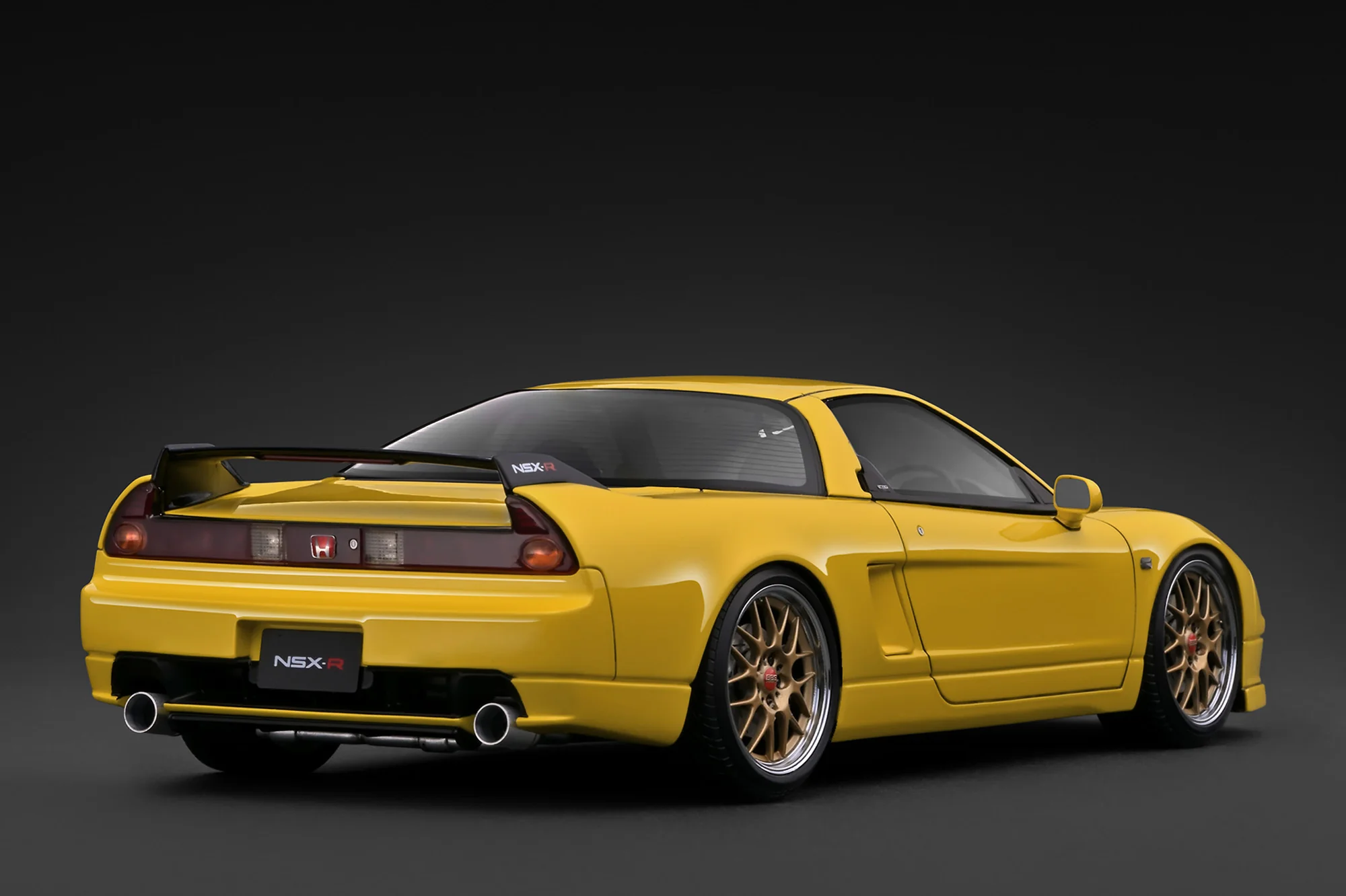 *PREORDER* Ignition Model 1:18 Honda NSX-R (NA2) in Yellow - Image 2