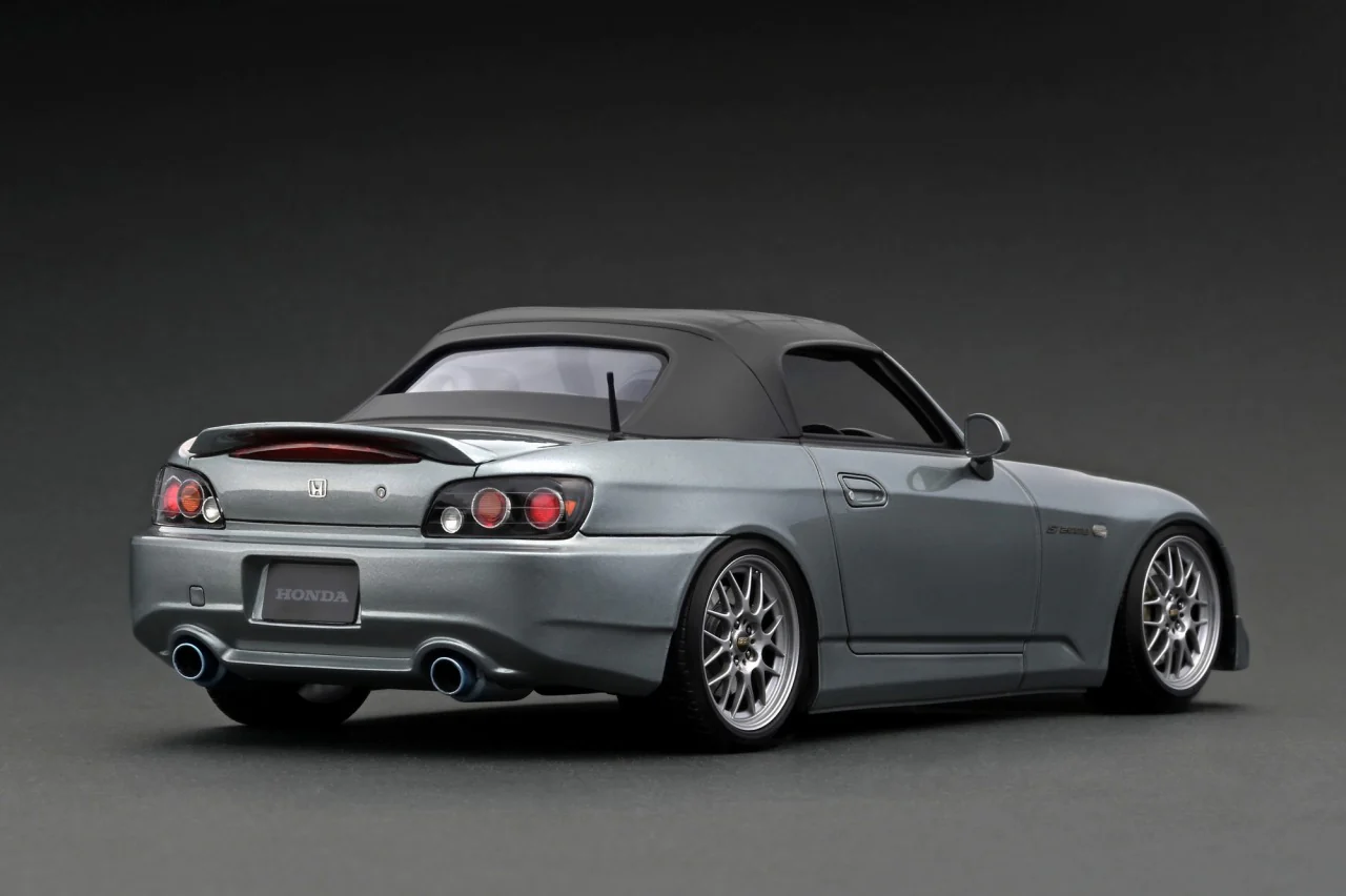 Ignition Model 1:18 Honda S2000 (AP2) in Dark Silver - Image 2