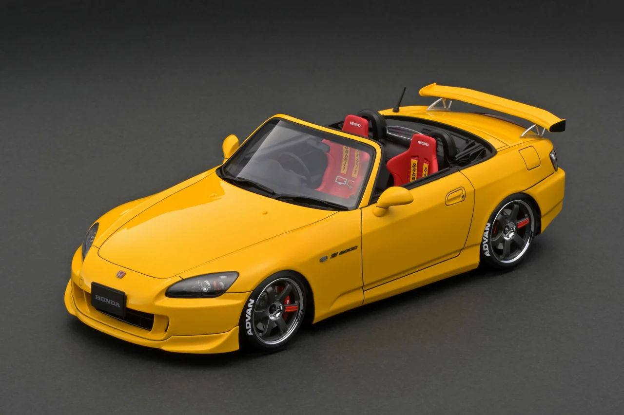 Ignition Model 1:18 Honda S2000 (AP2) in Yellow - Image 3