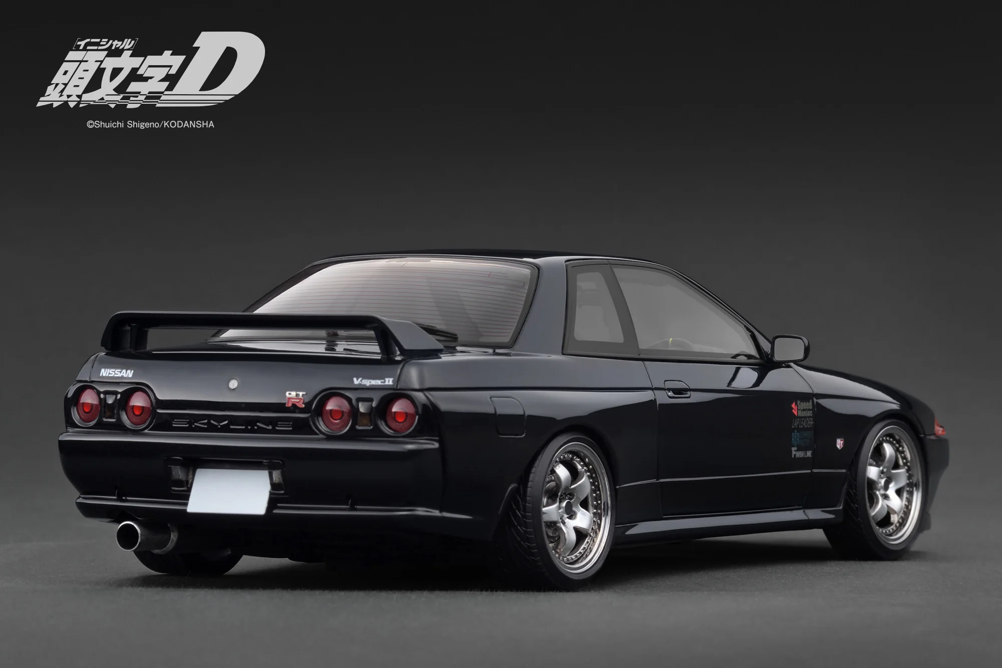 Ignition Model 1:18 INITIAL D Nissan Skyline GT-R V-SpecII (BNR32) in Black - Image 3