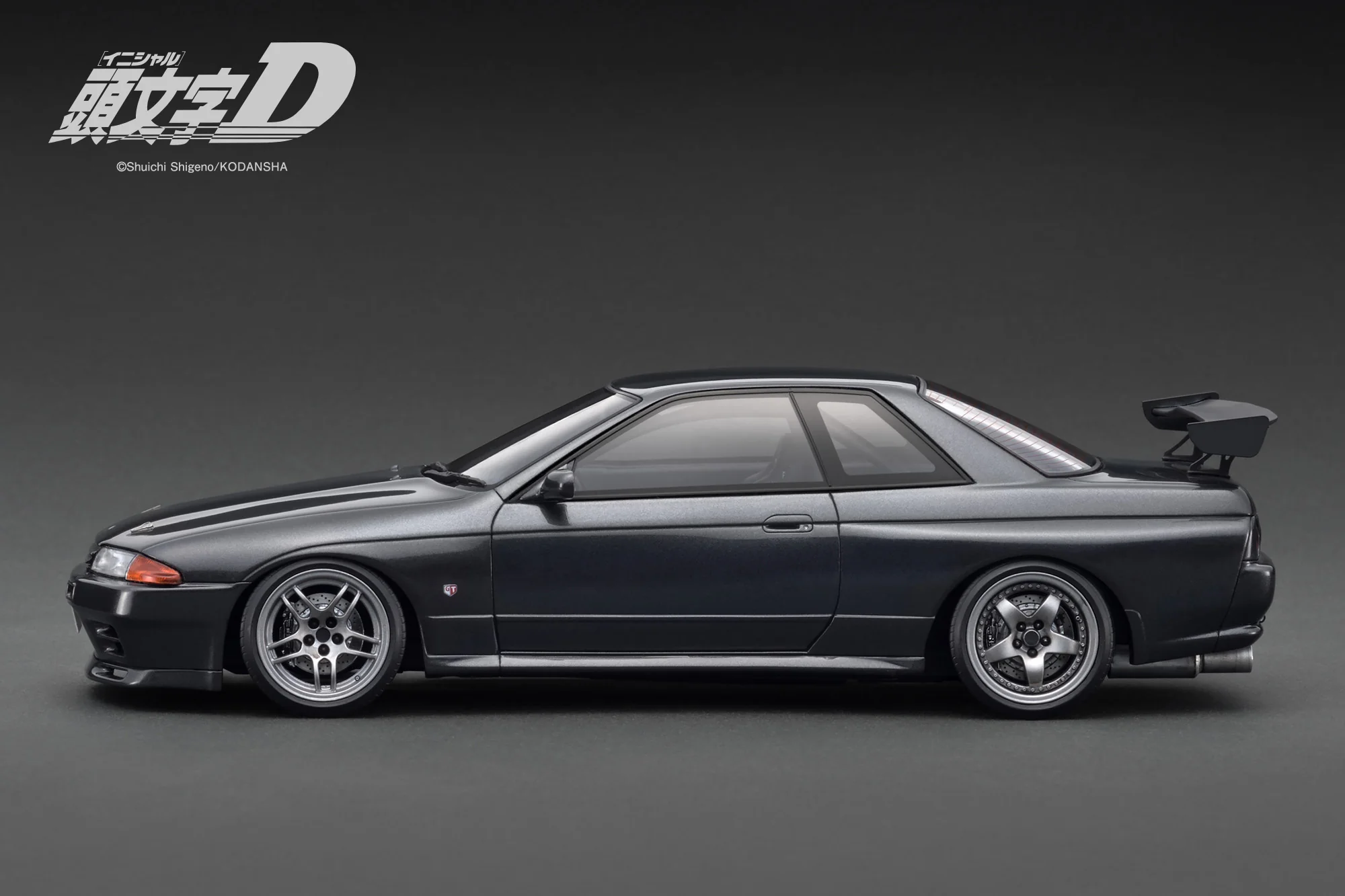 Ignition Model 1:18 INITIAL D Nissan Skyline GT-R V-SpecII (BNR32) in Gun Gray Metallic - Image 3