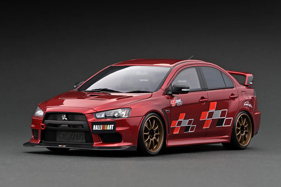 Ignition Model 1:18 Mitsubishi Lancer Evolution X (CZ4A) in Red Metallic with Engine Display - Image 2