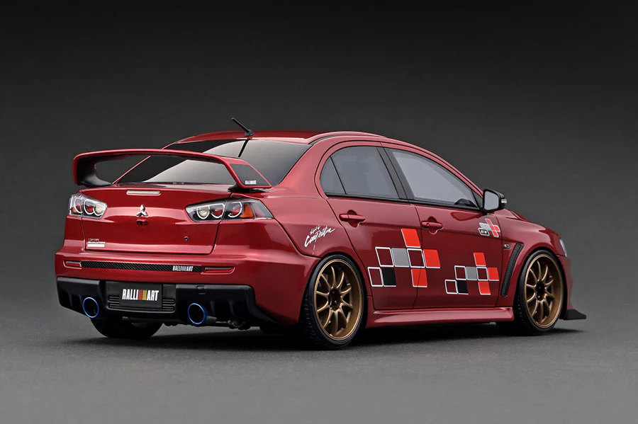 Ignition Model 1:18 Mitsubishi Lancer Evolution X (CZ4A) in Red Metallic with Engine Display - Image 4