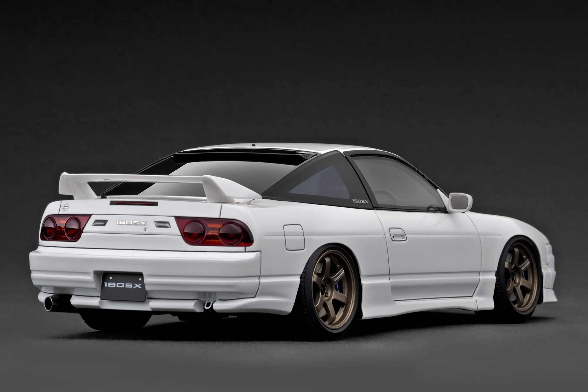 Ignition Model 1:18 Nissan 180SX TYPE X (RPS13) in White - Image 2